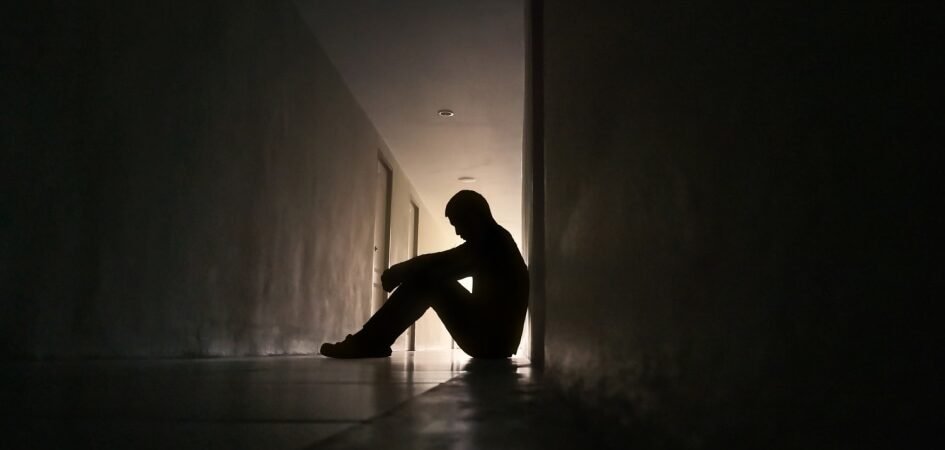 Tasas de suicidio en crecimiento, una pandemia silenciosa
