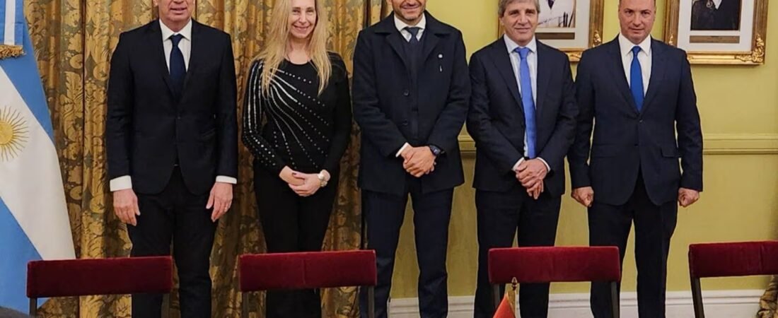 ¿Qué festeja Pullaro?